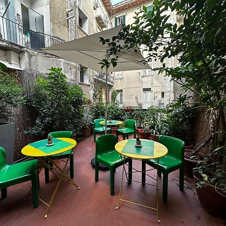 Pignatelli Rooms Наполи Екстериор снимка