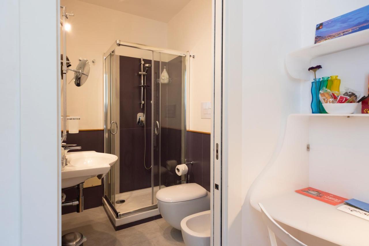 Pignatelli Rooms Наполи Екстериор снимка