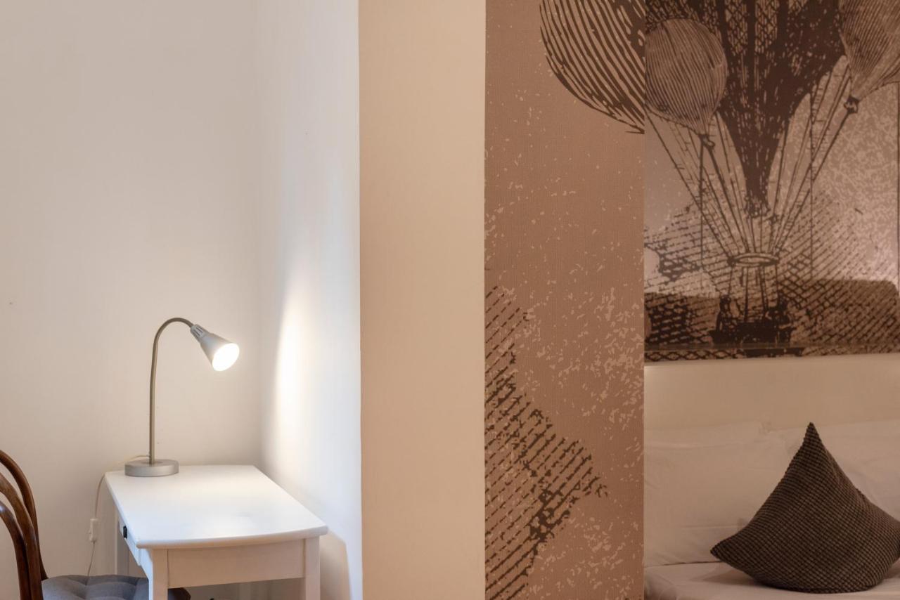 Pignatelli Rooms Наполи Екстериор снимка