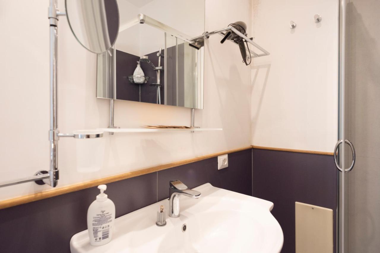 Pignatelli Rooms Наполи Екстериор снимка