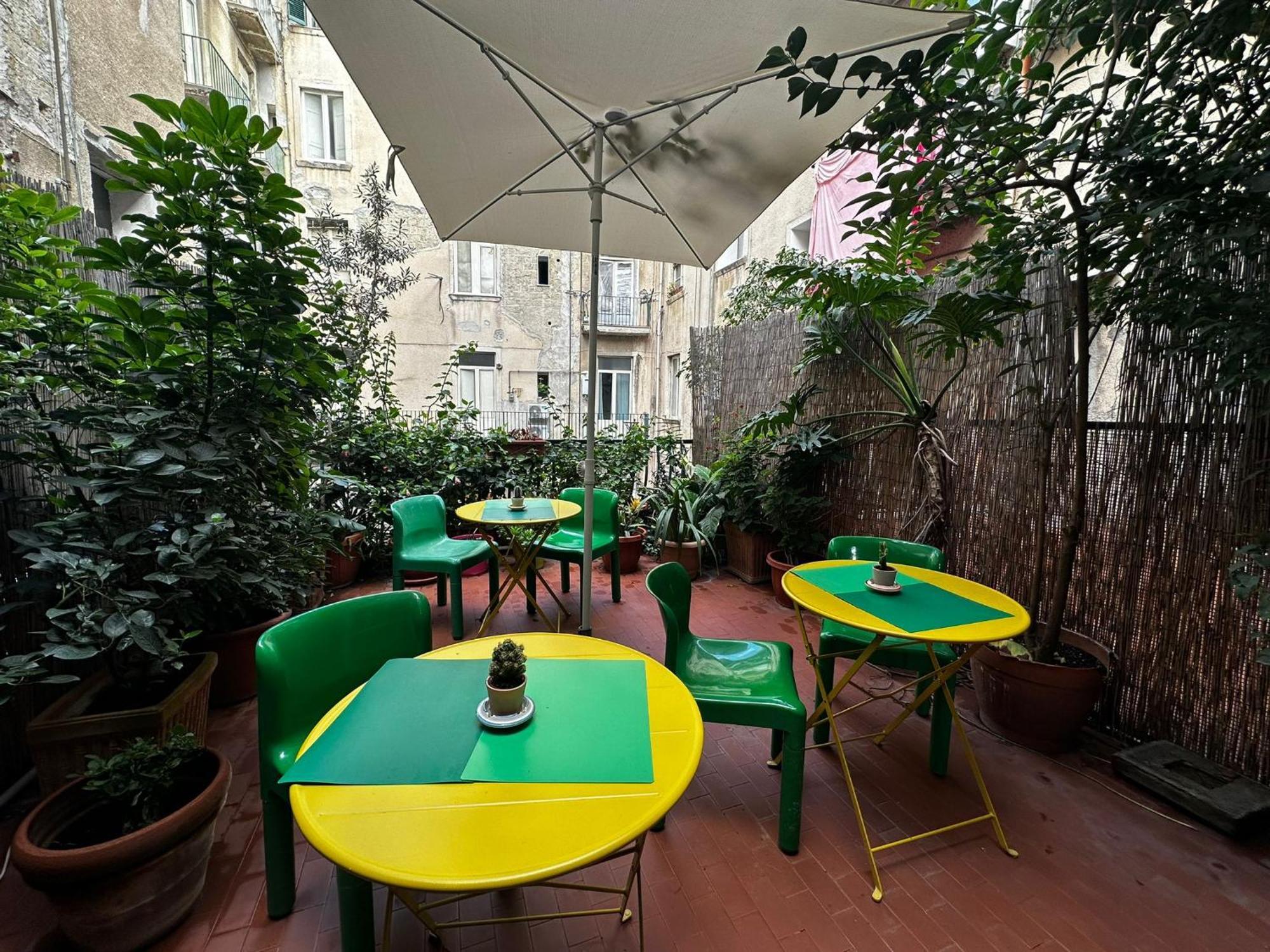 Pignatelli Rooms Наполи Екстериор снимка